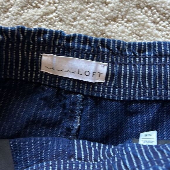 LOFT blue pinstripe shorts with drawstring and pockets - Picture 6 of 10